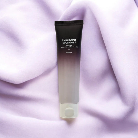 Black Rice Moisture 5.5 Soft Cleansing Gel (100ml) - secondary image