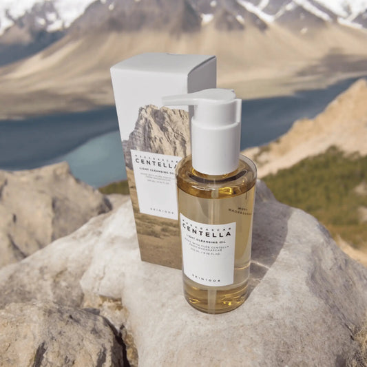 Madagascar Centella Light Cleansing Oil 200ml - secondary image